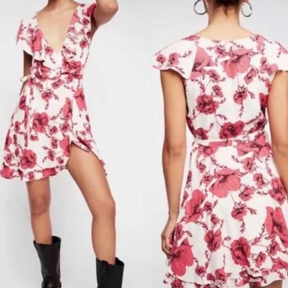 Free People French Quarter Floral Printed Mini Wrap Dress Size XS- valentines!